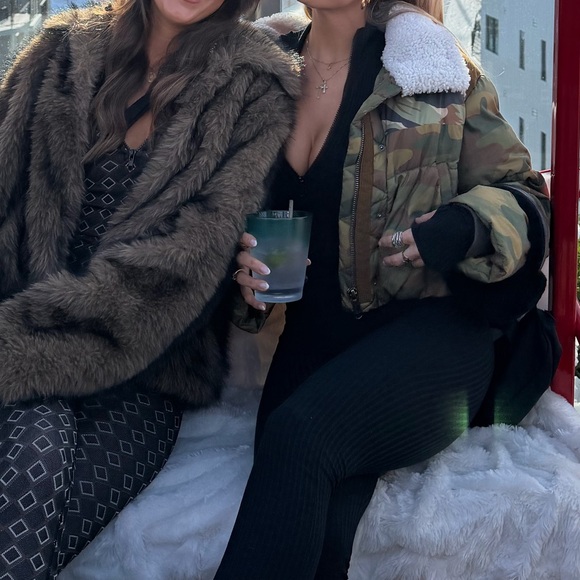 Free People West Coast Puffer - Picture 4 of 4